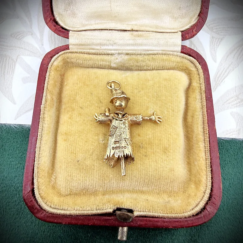 Vintage 9ct Gold Scarecrow Charm, London 1972