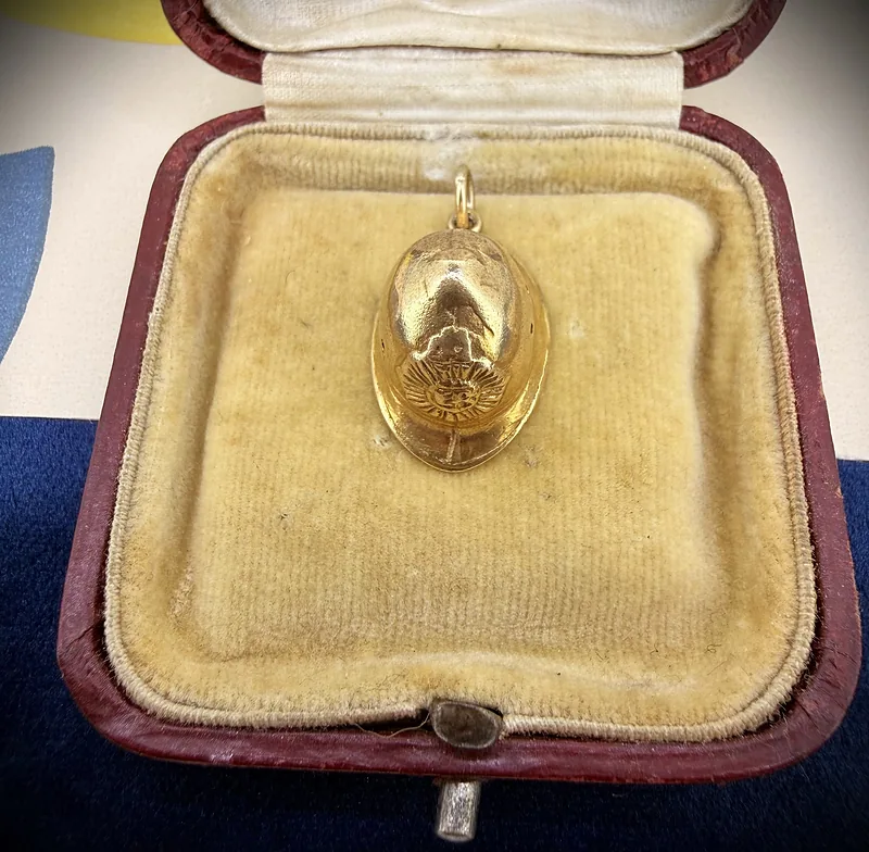 9ct Yellow Gold Policeman's Helmet Charm, London 1972