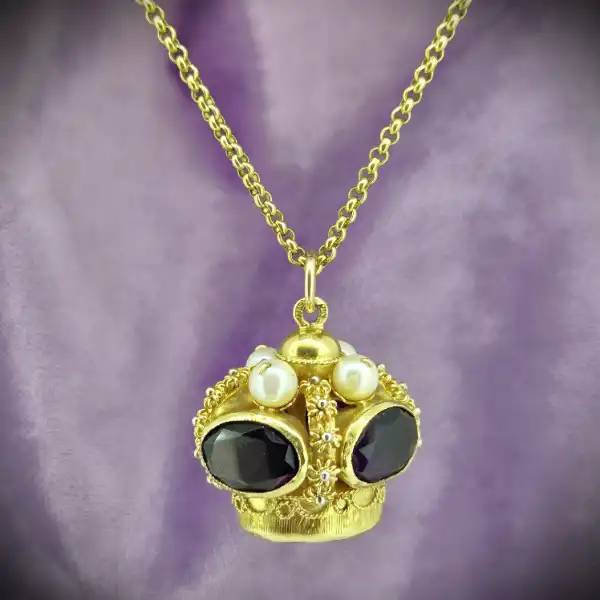18ct Gold Etruscan Amethyst &amp; Pearl Crown Fob Charm Pendant
