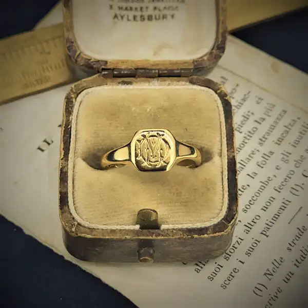 Date 1914! 18ct Gold Gents Signet Ring