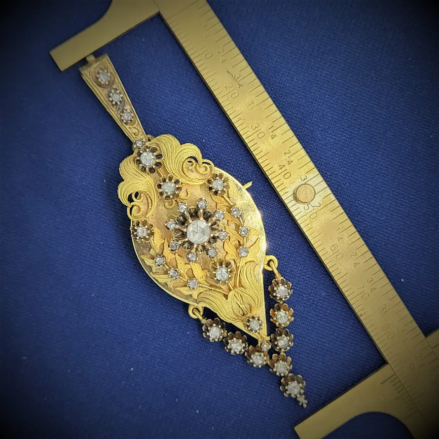 Exquisite Antique Gold &amp; Diamond Pendant/Brooch