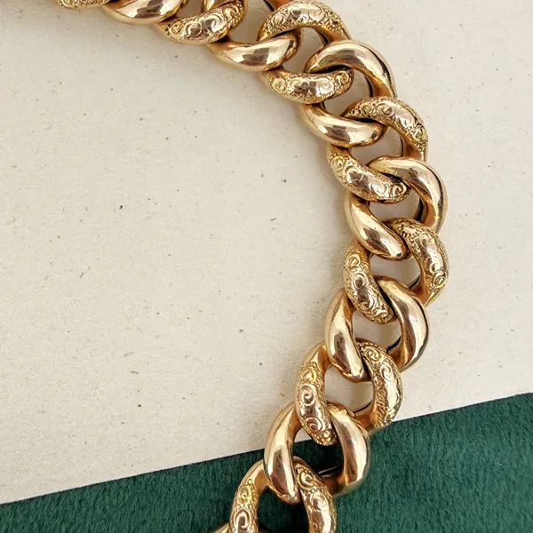 Birmingham 1901! Antique 15ct Yellow Gold Charm Bracelet — image 7