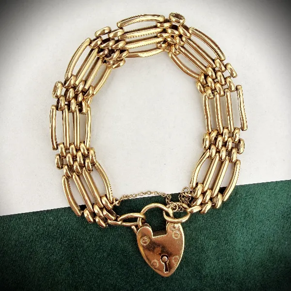 Birmingham 1992! 9ct Gold Gate Bracelet with Heart Padlock