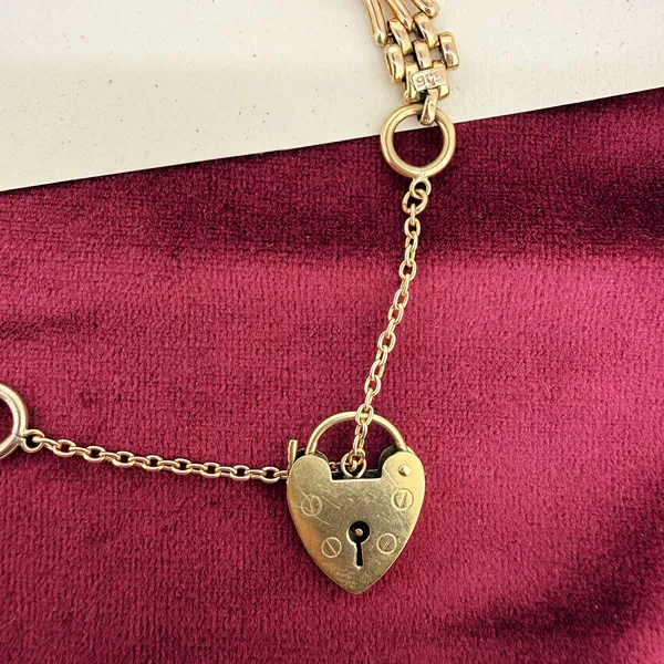 London 1972! Vintage 9ct Yellow Gold Gate Bracelet — image 4