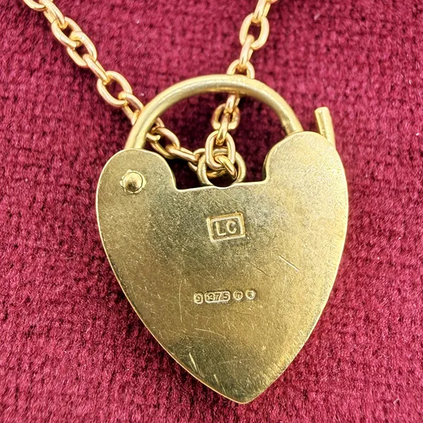 London 1972! Vintage 9ct Yellow Gold Gate Bracelet — image 7