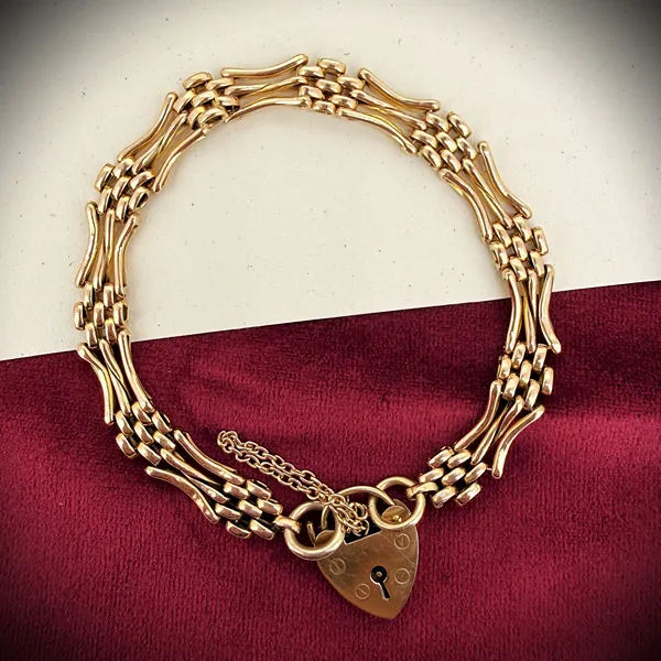 London 1972! Vintage 9ct Yellow Gold Gate Bracelet