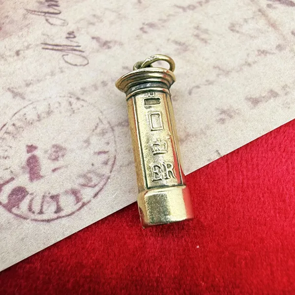 Birmingham 1978! 9ct Yellow Gold Post Box Charm — image 6