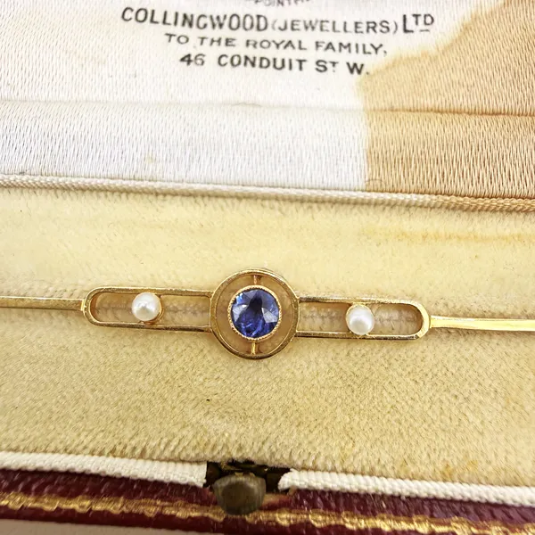 Antique 18ct Gold Sapphire & Seed Pearl Bar Brooch — image 5
