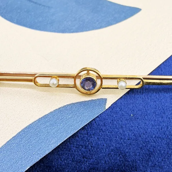 Antique 18ct Gold Sapphire & Seed Pearl Bar Brooch — image 6