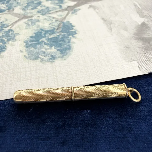Birmingham 1960! 9ct Gold Retractable Cigar Piercer Pendant — image 3