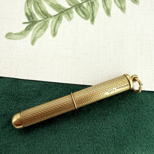 Birmingham 1969! Vintage 9ct Gold Retractable Toothpick Pendant — image 3