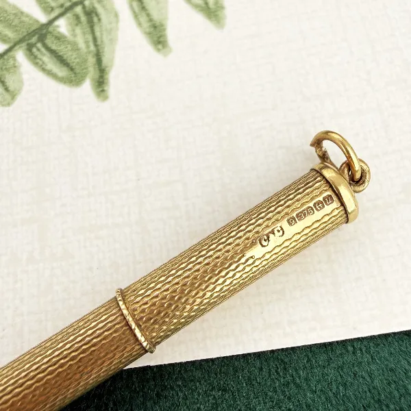 Birmingham 1969! Vintage 9ct Gold Retractable Toothpick Pendant — image 7