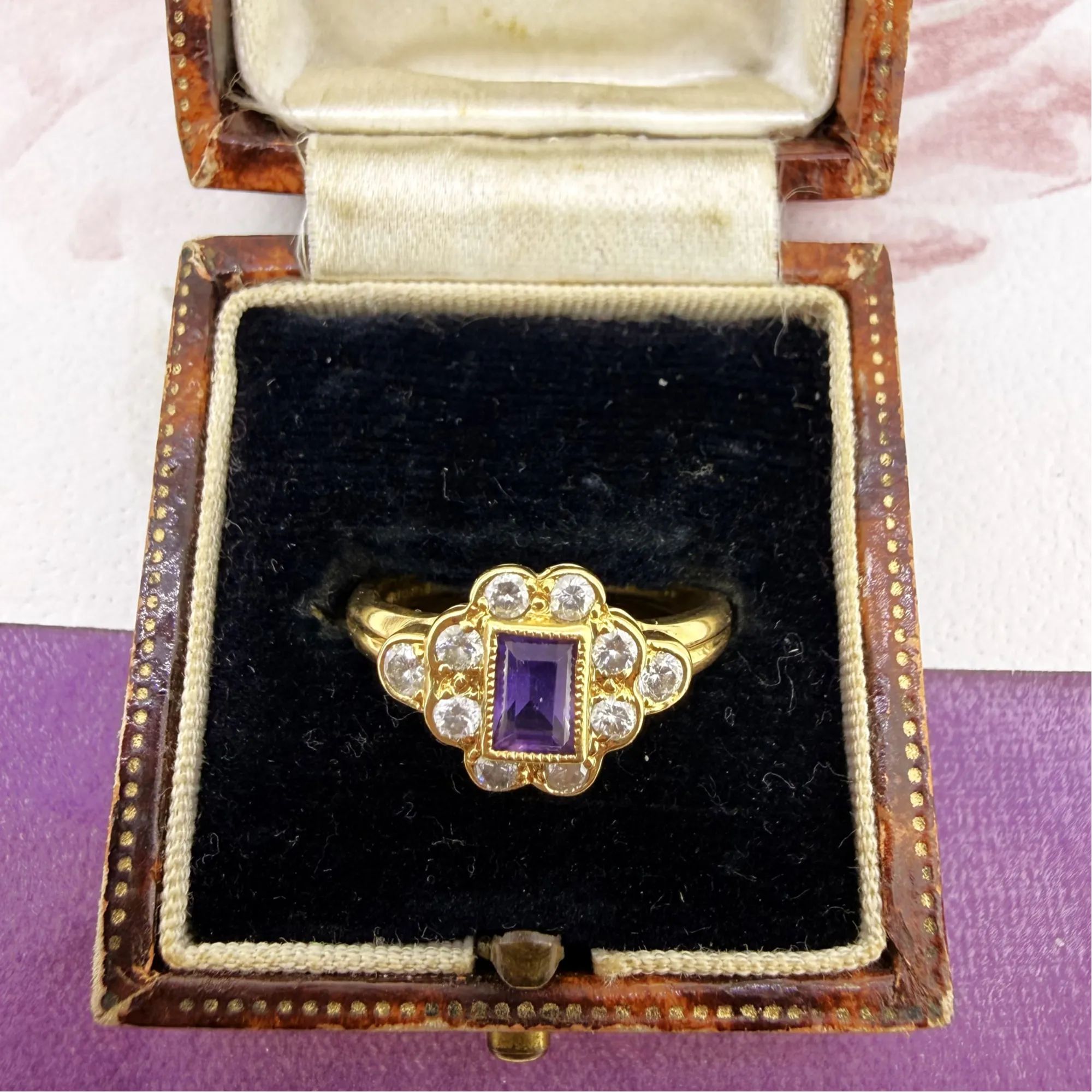 18ct Yellow Gold Art Deco-Inspired Amethyst & Diamond Ring, London 1995 — image 2