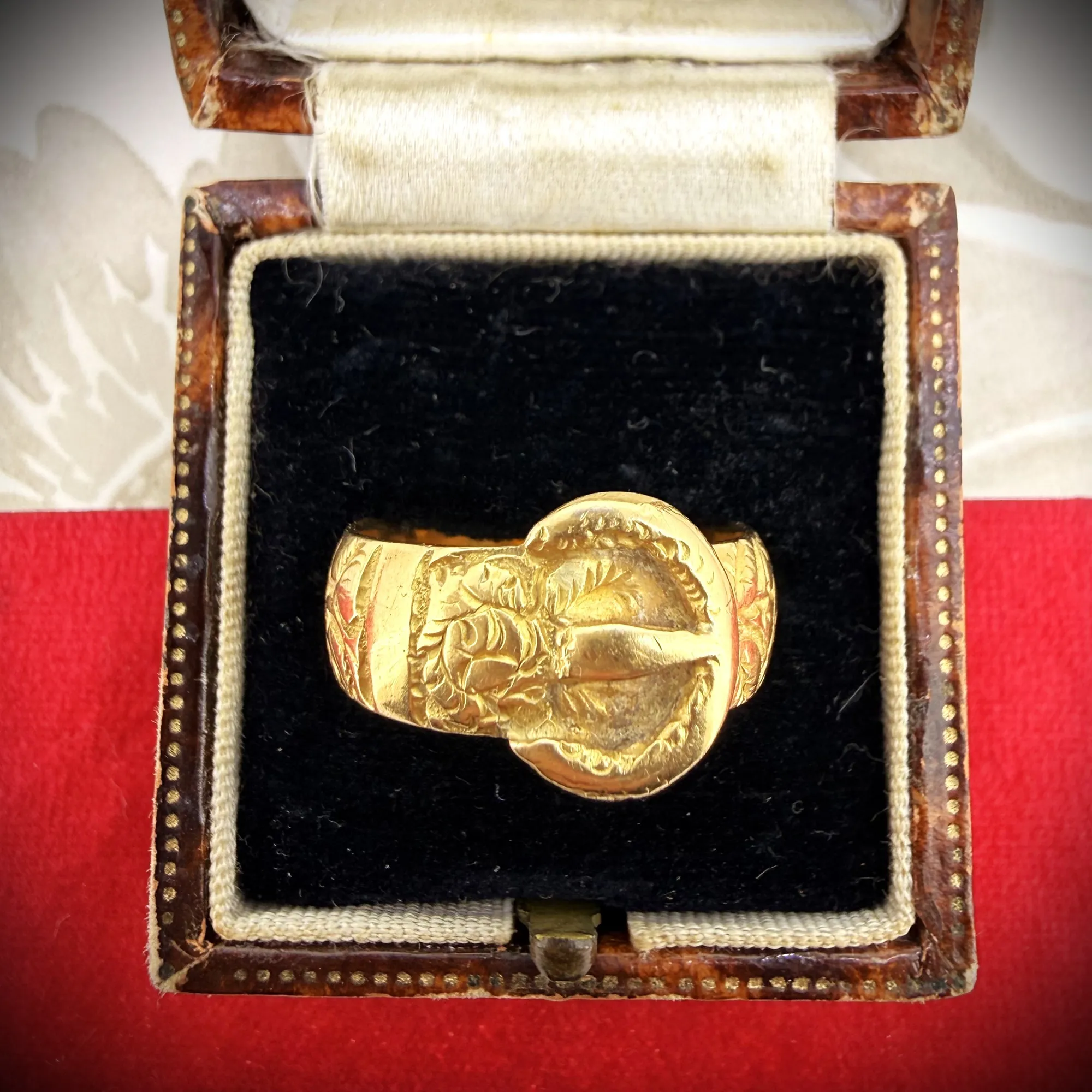 18ct Yellow Gold Hand Engraved Buckle Ring, London 1918