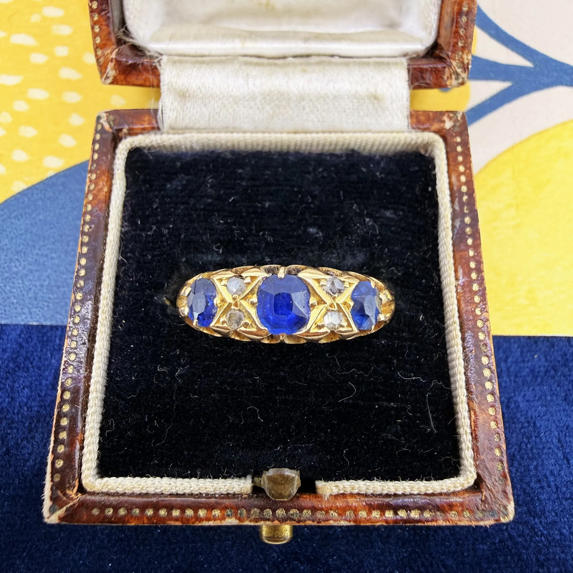Antique 18ct Yellow Gold Sapphire and Diamond Ring, Chester 1908 — image 2