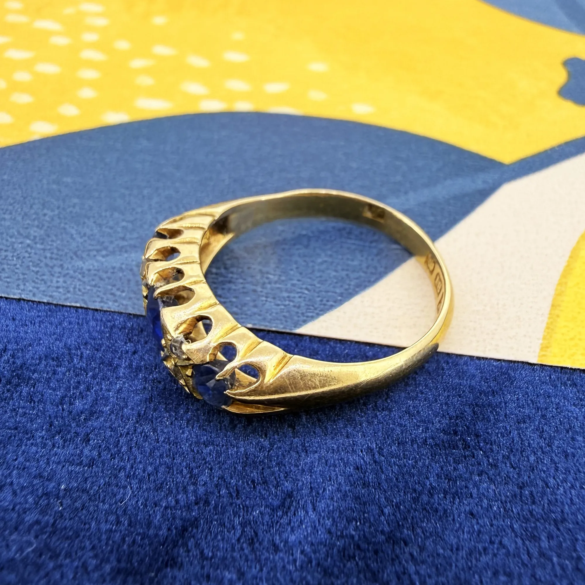 Antique 18ct Yellow Gold Sapphire and Diamond Ring, Chester 1908 — image 6