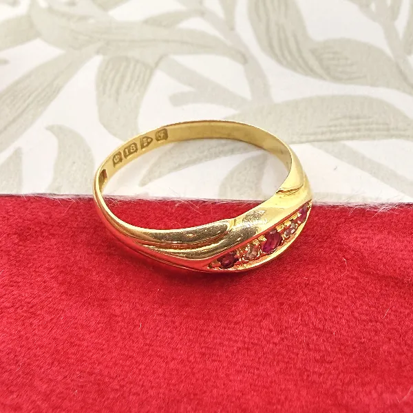 Chester 1906! Edwardian 18ct Gold Ruby & Diamond Boat Ring — image 7
