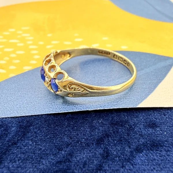 Birmingham 1915! Antique Edwardian 18ct Gold Sapphire & Diamond Boat Ring — image 6
