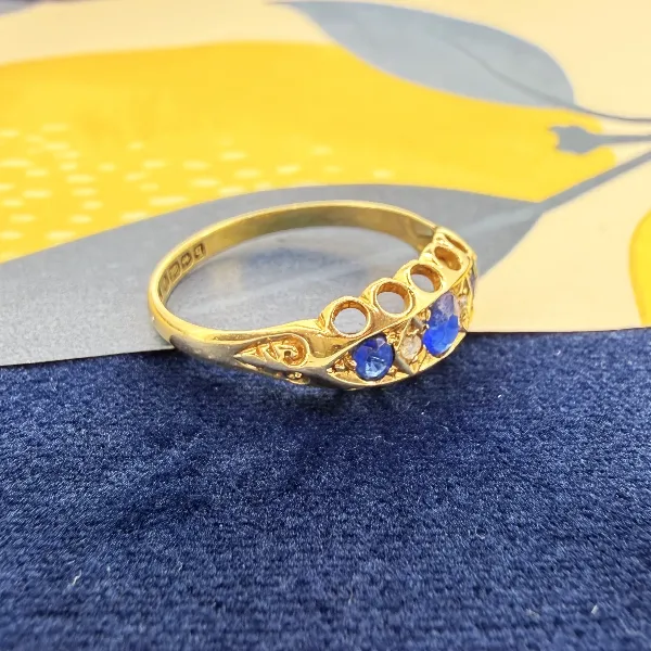 Birmingham 1915! Antique Edwardian 18ct Gold Sapphire & Diamond Boat Ring — image 7