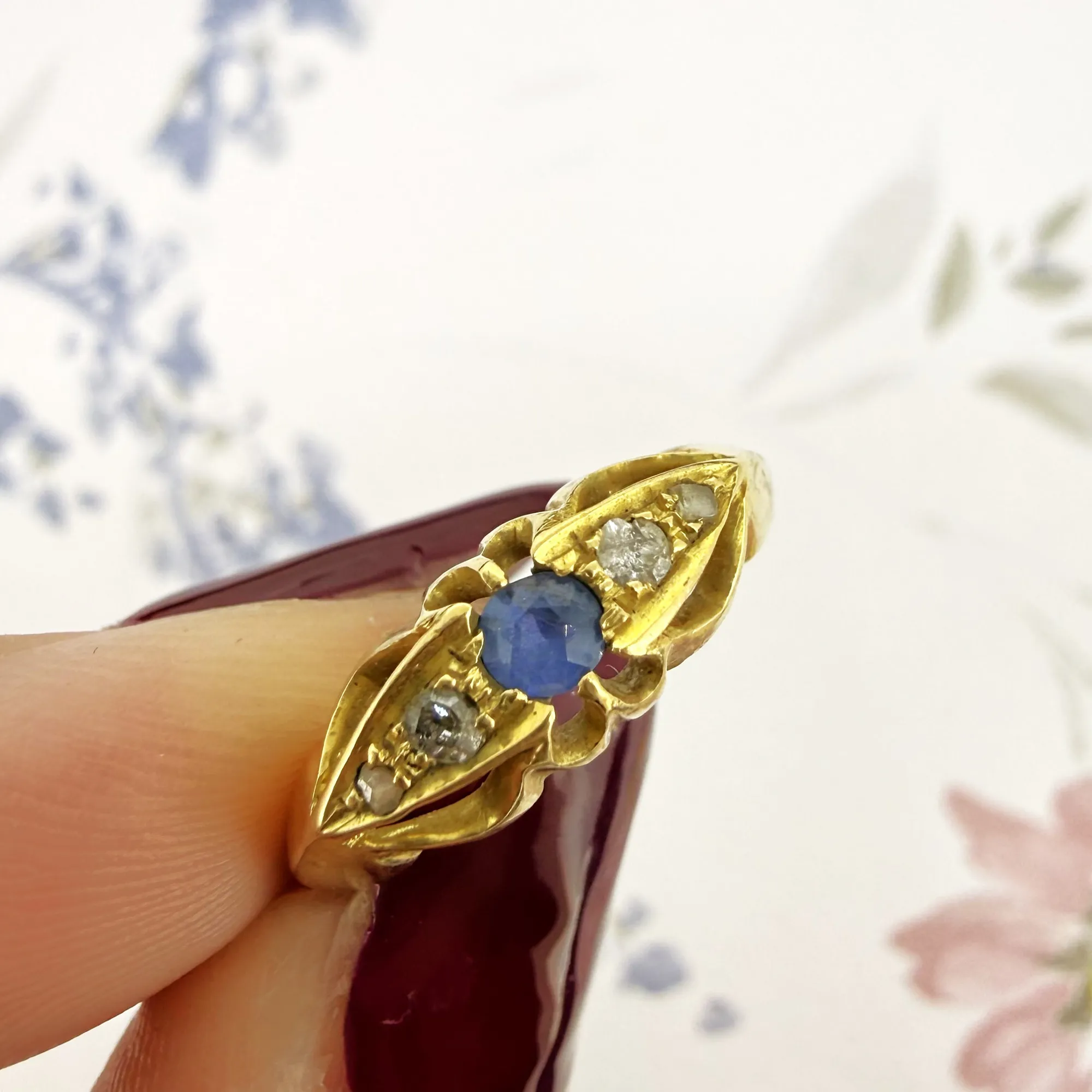 Antique 18ct Gold Sapphire and Diamond Ring — image 5
