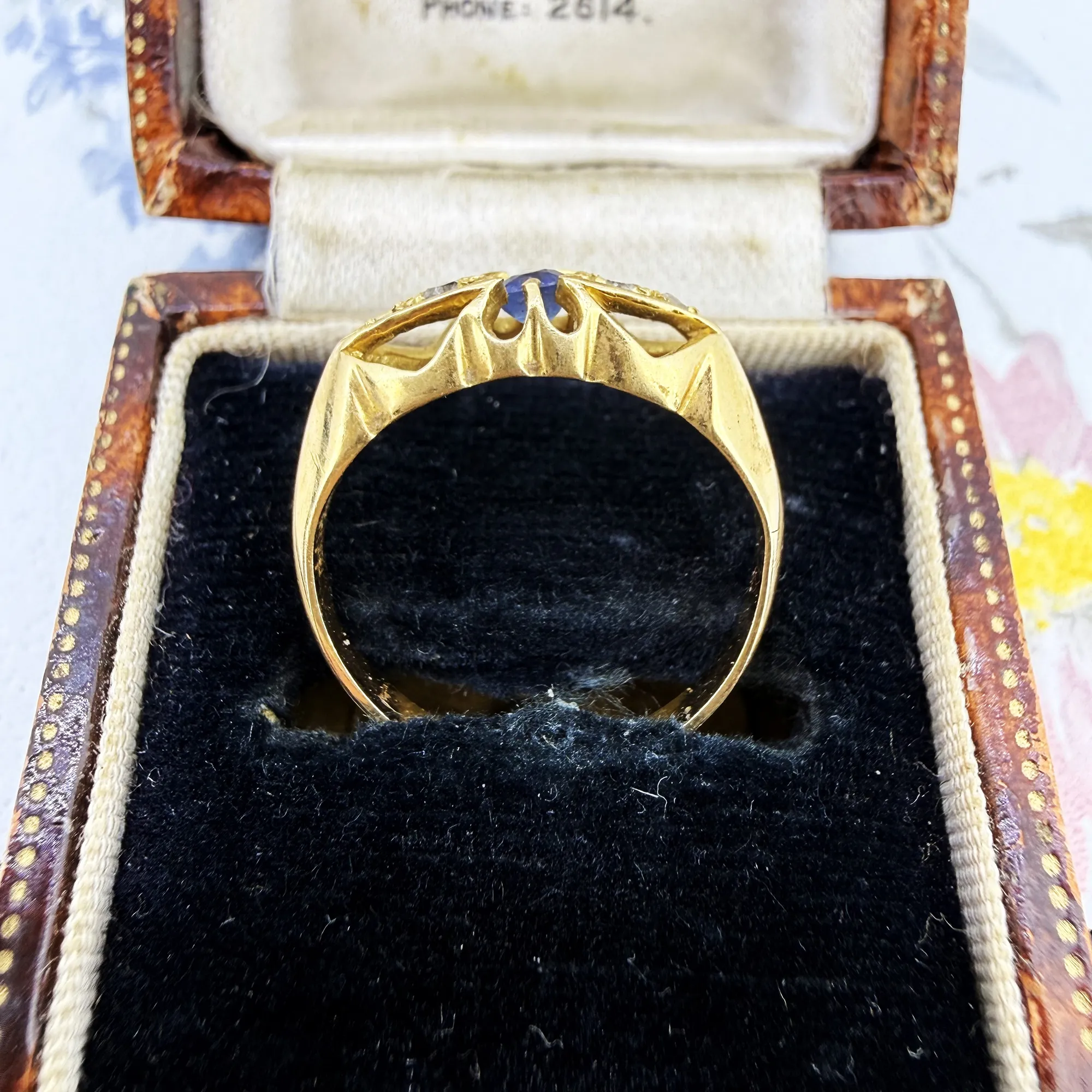 Antique 18ct Gold Sapphire and Diamond Ring — image 9