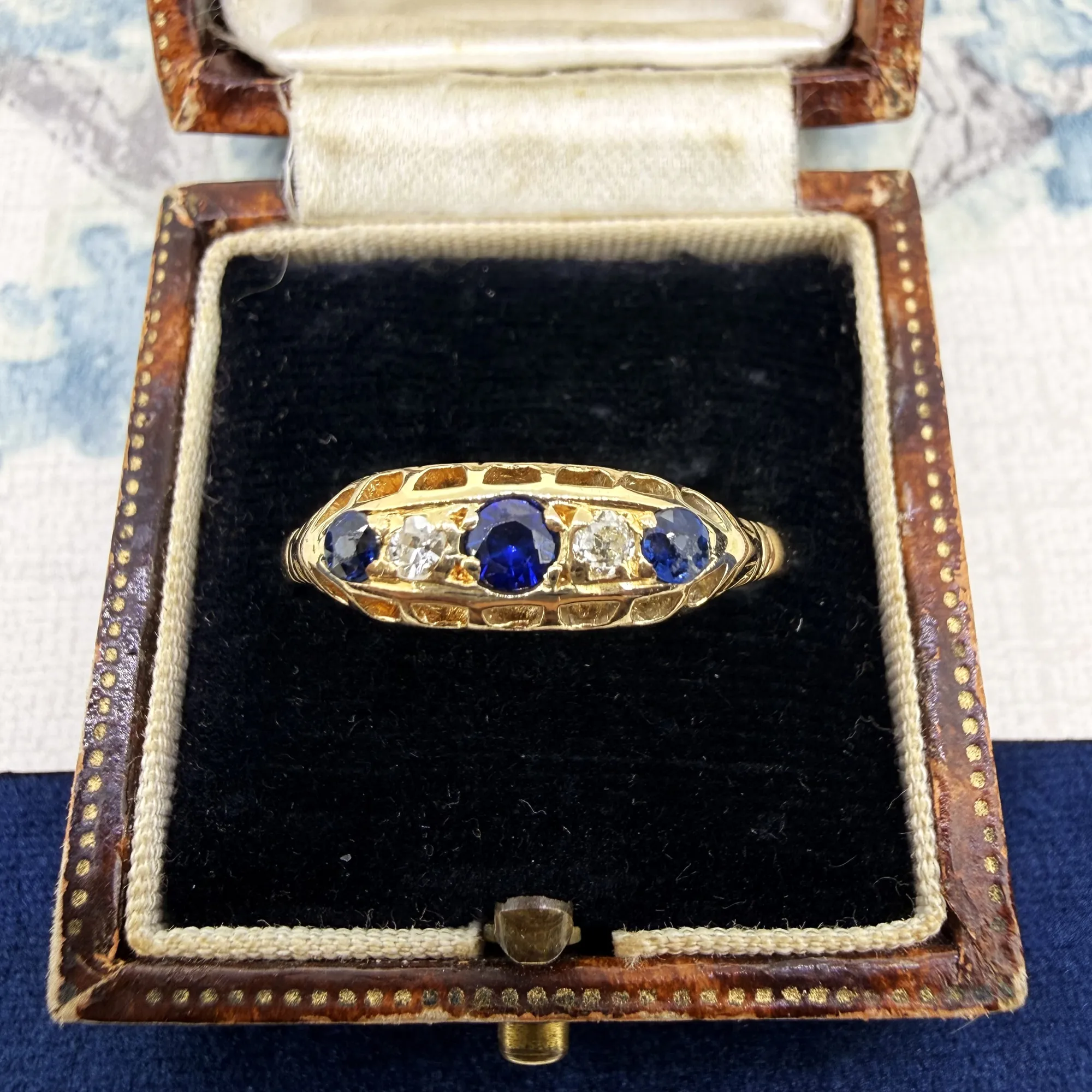 Antique 18ct Yellow Gold Sapphire & Diamond Five-Stone Boat Ring — image 2