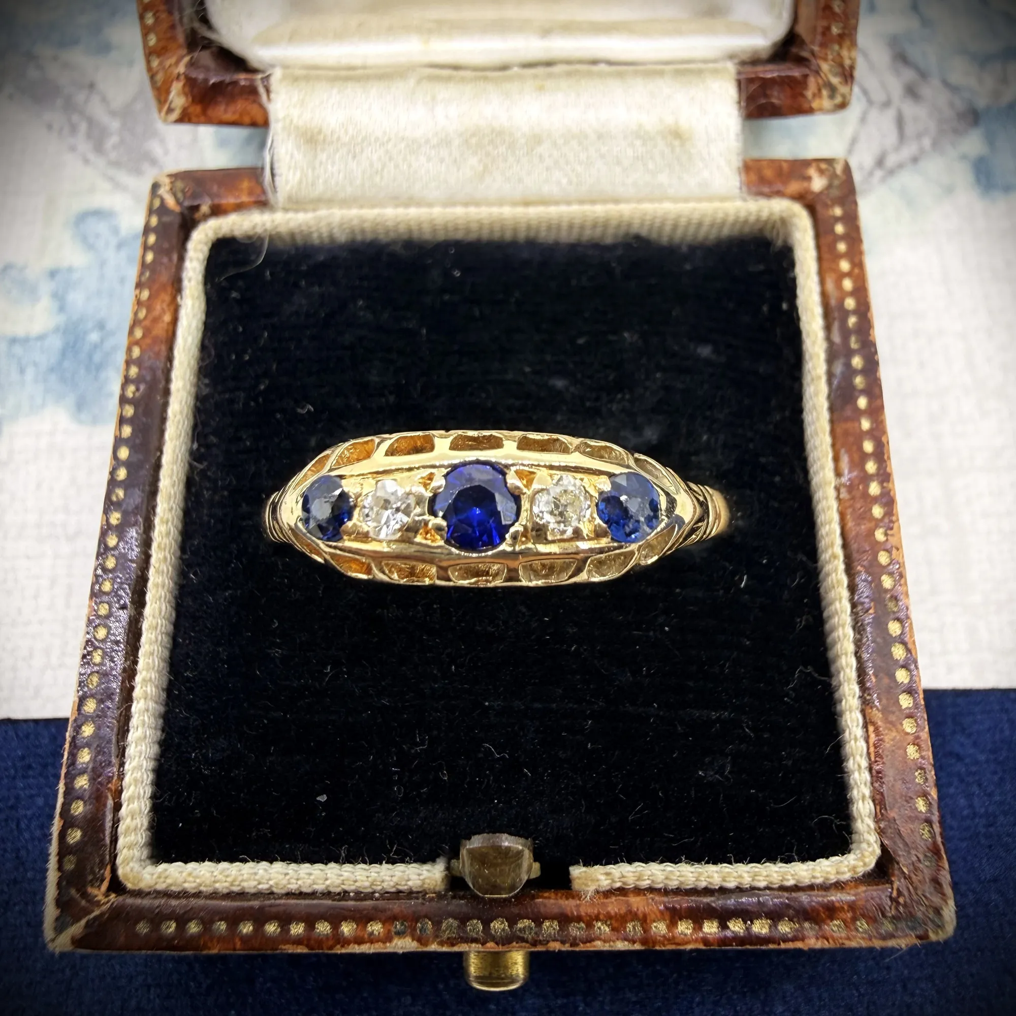 Antique 18ct Yellow Gold Sapphire & Diamond Five-Stone Boat Ring