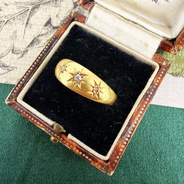 Birmingham 1915! Antique 18ct Yellow Gold Diamond Gypsy Ring — image 3