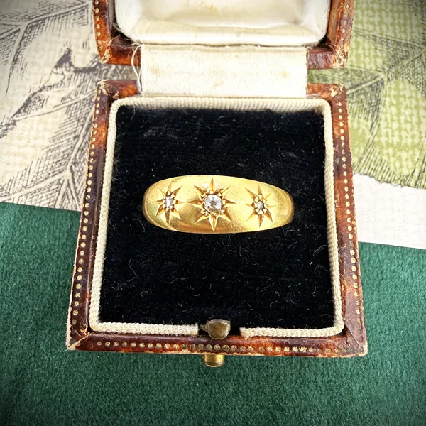 Birmingham 1915! Antique 18ct Yellow Gold Diamond Gypsy Ring