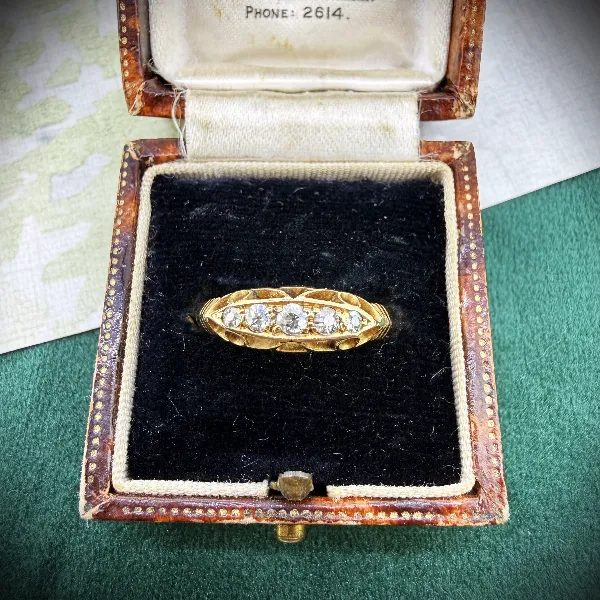 Birmingham 1912! Edwardian 18ct Gold Diamond Boat Ring — image 2