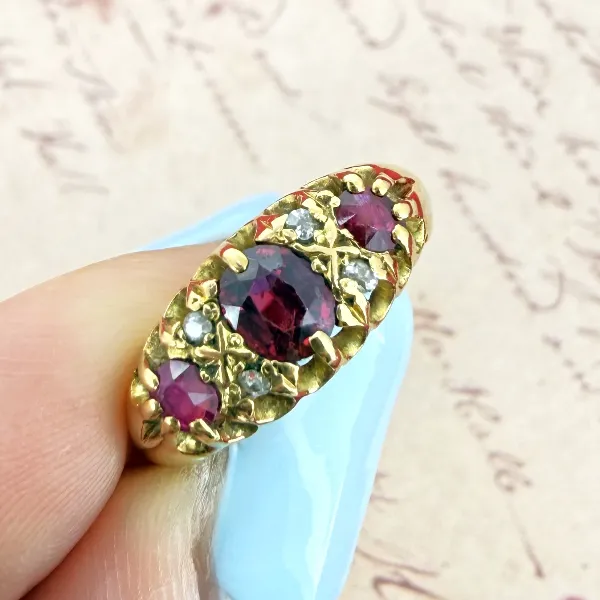 Birmingham 1938! 18ct Yellow Gold Antique Ruby and Diamond Boat Ring — image 5