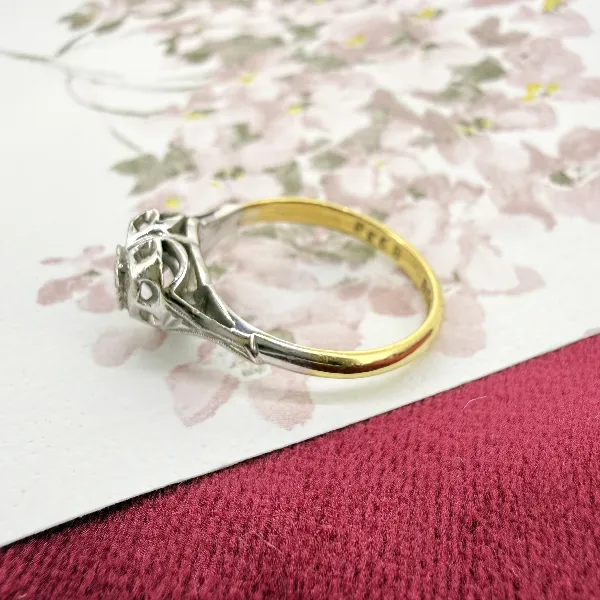 Birmingham 1992! Vintage 18ct Gold Diamond Heart Ring — image 6