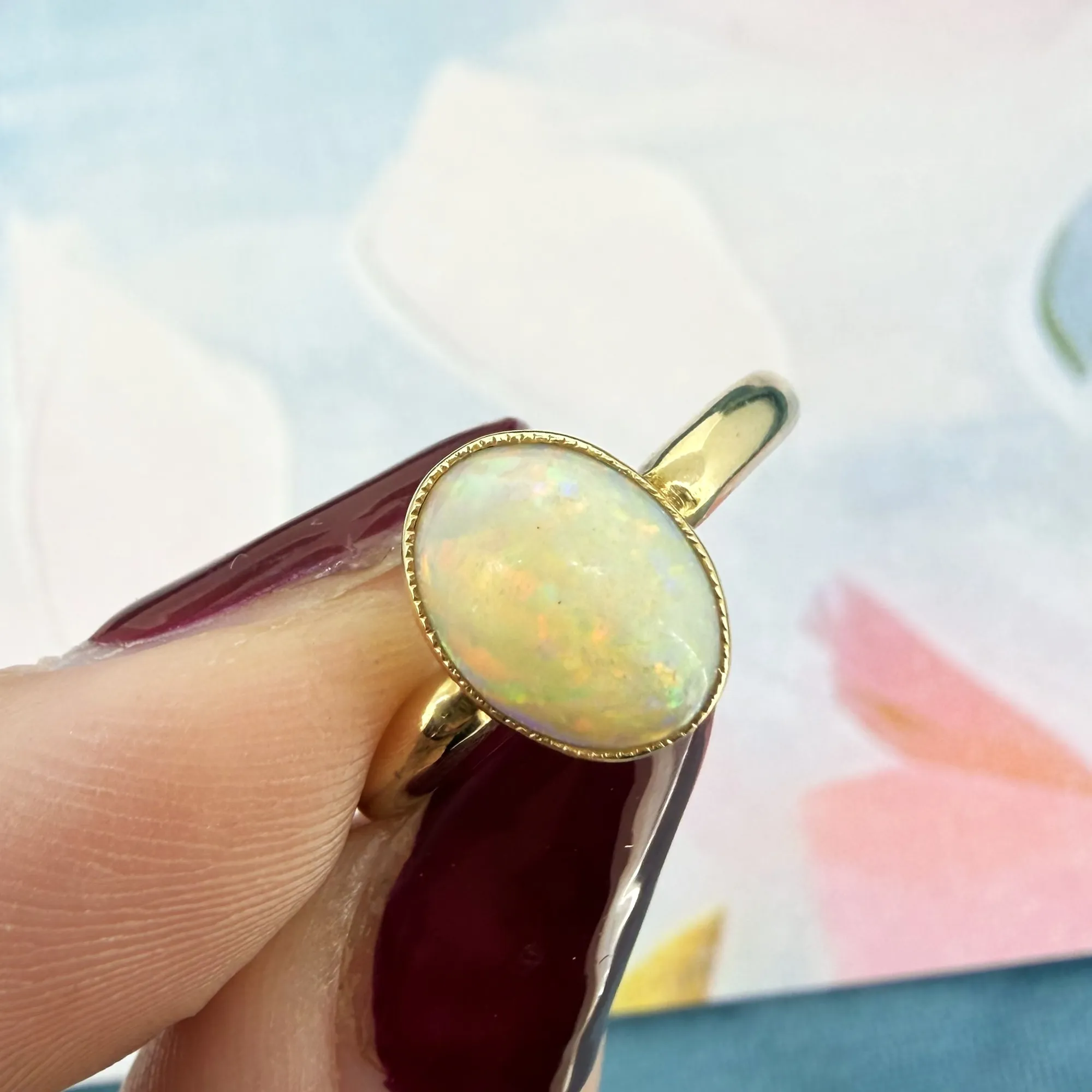 Vintage 18ct Yellow Gold Oval Opal Solitaire Ring — image 5
